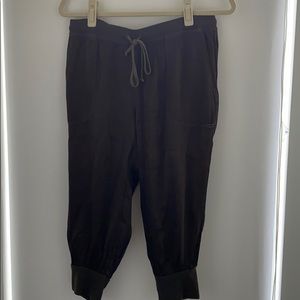 Hard tail olive green crop pull on pant
